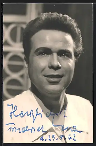 AK Opernsänger Friedrich Lenz im weissen Hemd, mit original Autograph
