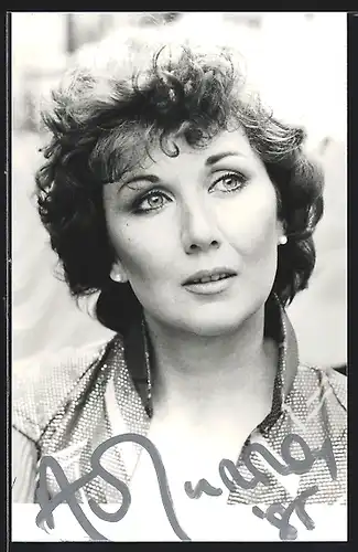 AK Opernsängerin Ann Murray mit Locken, mit original Autograph