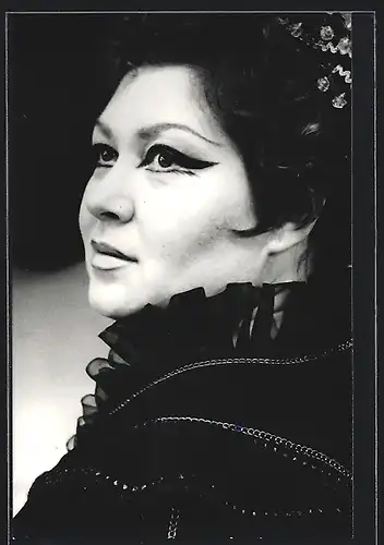AK Opernsängerin Liljana Molnar-Talajic im Profil, mit original Autograph