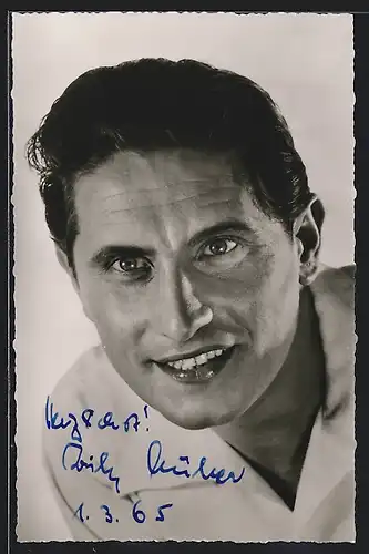 AK Opernsänger Willy Müller am Lächeln, mit original Autograph