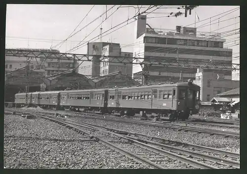 Fotografie Eisenbahn Japan, Nankai Electric Railway, Personenzug in Osaka Namba Terminal, Bahnhof