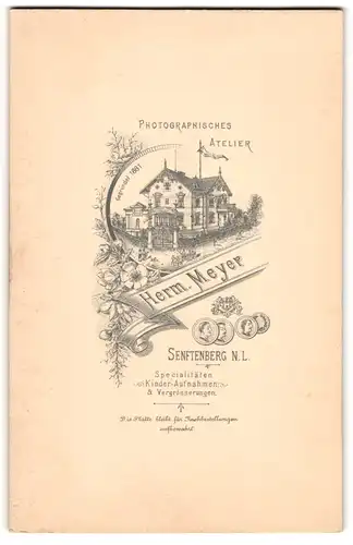Fotografie Herm. Meyer, Senftenberg N. L., rückseitige Ansicht Senftenberg, Atelier, vorderseitig Portrait
