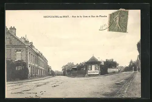 AK Neufchatel-en-Bray, Rue de la Gare et Rue de Flandre