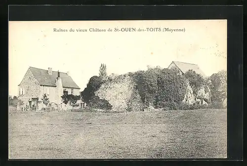 AK Saint-Ouen-des-Toits, Ruines du vieuv Chateau