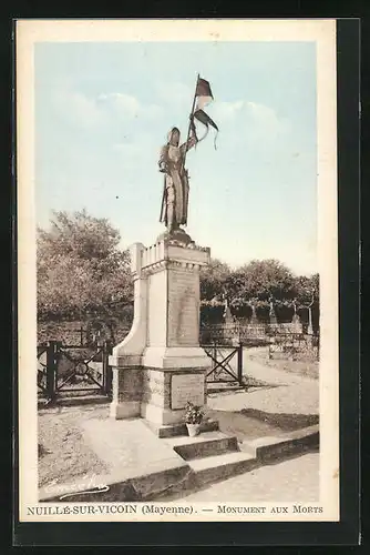 AK Nuillé-sur-Vicoin / Mayenne, Monument aux Morts, Blick auf das Denkmal