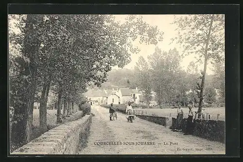 AK Courcelles-sous-Jouarre, Le Pont