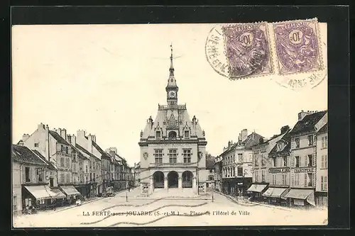 AK La Ferté-sous-Jouarre, Place de l`Hôtel de Ville