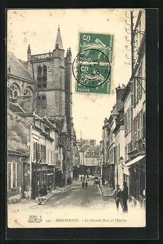 AK Montereau, La Grande-Rue et l`Église