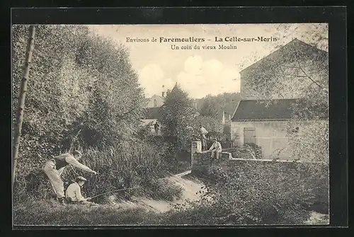 AK La Celle-sur-Morin, Un coin du vieux Moulin