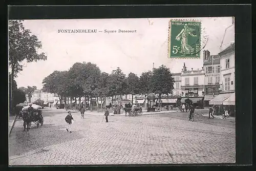 AK Fontainebleau, Square Denecourt