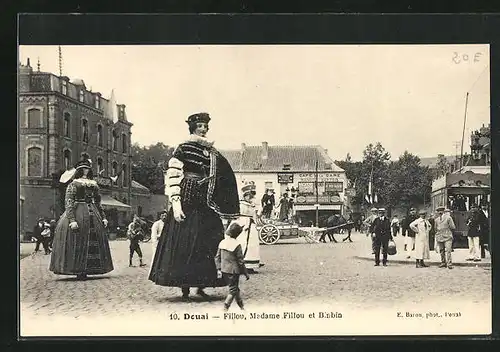 AK Douai, Fillou, Madame Fillou et Binbin, Fasching