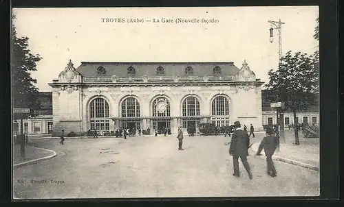 AK Troyes, La Gare, Bahnhof