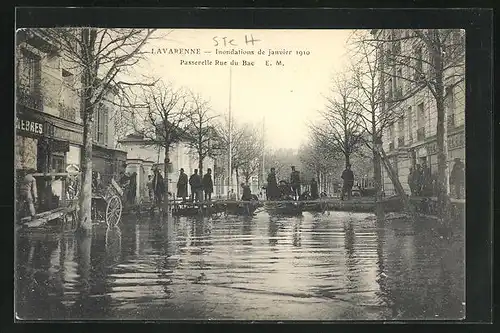 AK Lavarenne, Passerelle Rue du Bac, Hochwasser 1910
