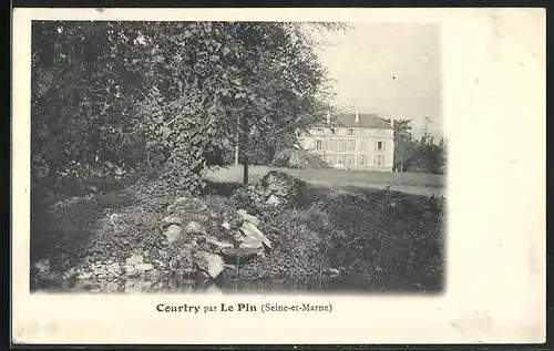 AK Courtry, Le Pin