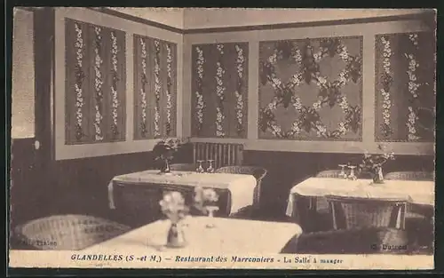AK Glandelles, Restaurant des Marronniers, Salle à manger