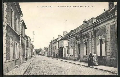AK Lieusaint, La Mairie et la Grande Rue