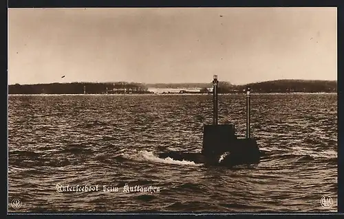 AK U-Boot beim Auftauchen