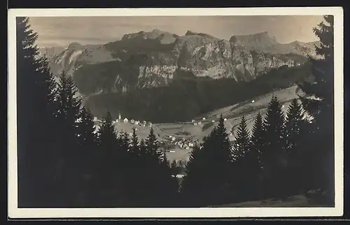 AK Oberiberg, Gesamtansicht mit Bergpanorama aus der Vogelschau