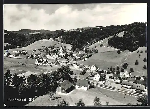 AK Fischenthal, Ortsansicht mit Bahnhof