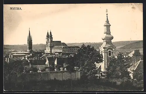 AK Nyitra, Ortspartie mit Kirche