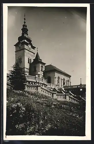 AK Ruzomberok, Kirche mit Freitreppe