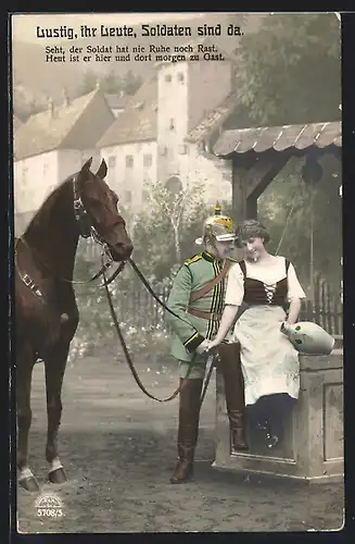 Foto-AK R & K / L Nr. 5708/5: Soldat sitzt mit einer Dame am Brunnen