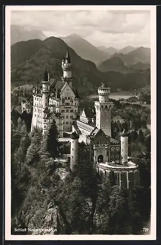 AK Schloss Neuschwanstein mit Bergen