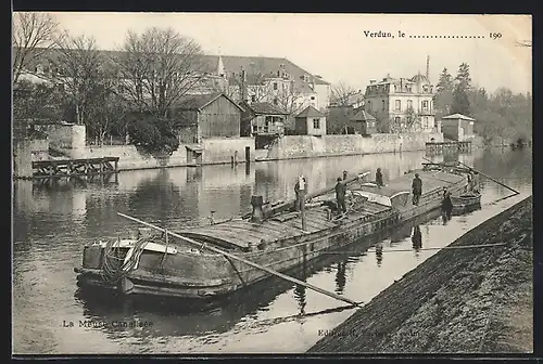 AK Verdun, La Meuse Canalisée, Frachtkahn