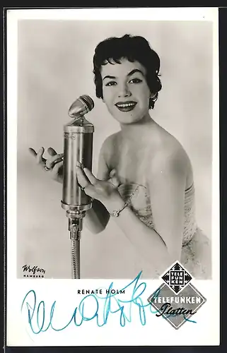 AK Opernsängerin Renate Holm am Mikrophon, mit original Autograph