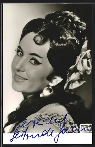 AK Opernsängerin Gertrude Jahn mit Schleife im Haar, mit original Autograph