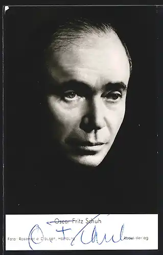 AK Opernsänger Oscar Fritz Schuh mit leicht schielendem Blick, mit original Autograph
