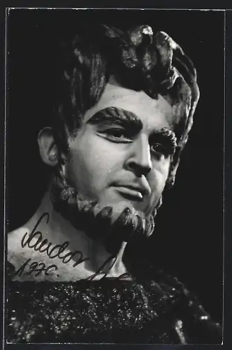 AK Opernsänger Sandor Salyom-Nagy mit aufgeklebten Haaren, mit original Autograph