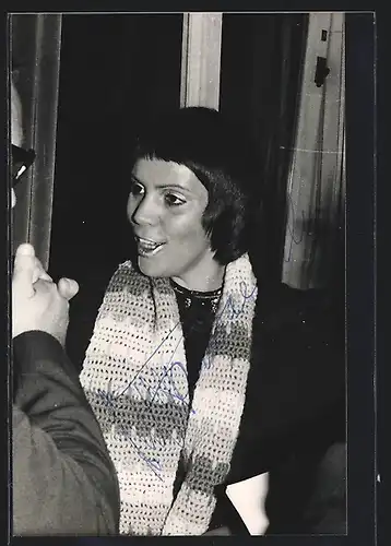 AK Opernsängerin Brigitte Fassbaender im Gespräch, mit original Autograph