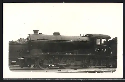AK Englische Eisenbahn-Lokomotive mit Nr. 2979
