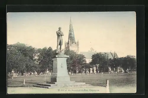 AK Singapore, Statue of Sir Stamford Raffles