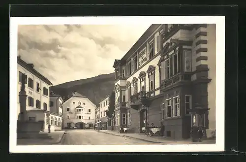 AK Steinach am Brenner, Strassenpartie mit Hotel Steinbock