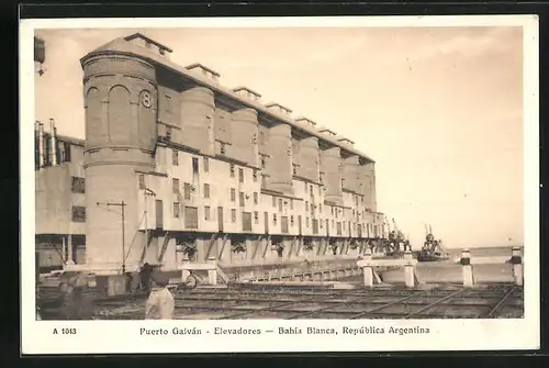 AK Bahia Blanca, Puerto Galván, Elevadores