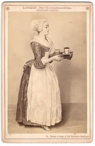 Fotografie F. & O. Brockmann`s Nachfolger, Dresden, Das Chocoladenmädchen, nach Gemälde von Liotard