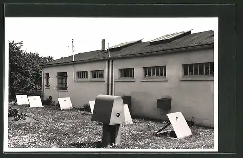 Foto-AK Solingen, Tanklager August Esser, Merscheider Strasse 99, Zugänge zu unterirdischen Tanks