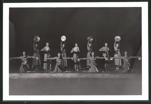 Fotografie Wien-Bild, Ansicht Wien, Tanzgruppe Lilly von Wieden im Konzerthaus am 7.6.1944