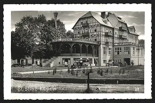 AK St.-Stiac, Hotel Skubna