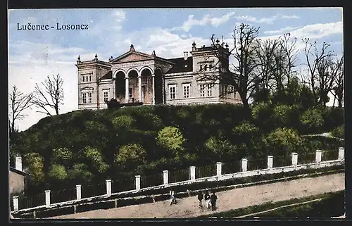 AK Lucenec, Blick auf amtliches Gebäude