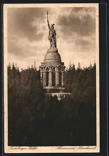 AK Teutoburg, Hermanns-Denkmal im Teutoburger Wald