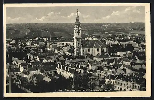 AK Stockerau /N.-D., Teilansicht mit Kirche, Fliegeraufnahme