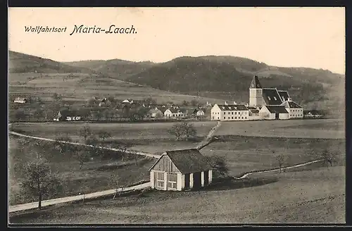 AK Maria-Laach, Ortspartie mit Kirche
