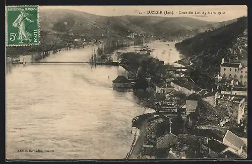 AK Luzech, Crue du Lot 1912, Uferpartie bei Hochwasser