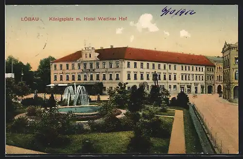 AK Löbau, Königsplatz mit Hotel Wettiner Hof
