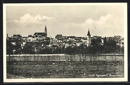 AK Gross Petersdorf, Panorama vom Ufer aus