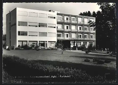 AK Bad Tatzmannsdorf im Bgld., vor dem Parkhotel