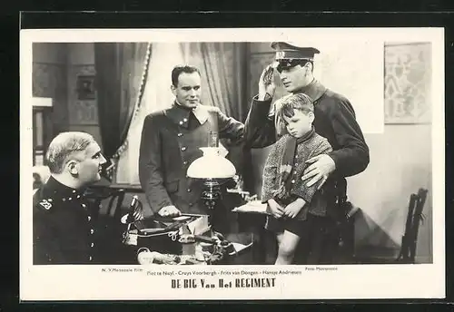 AK De Big Van Het Regiment, Filmszene junger Offizier mit Knaben im Büro des Kommandierenden